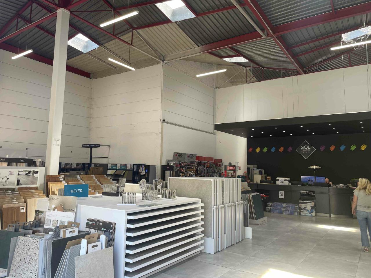 Local d'activité Marseille 1059m² Location local d'activité Marseille Bouches-du-Rhône OLACT2114590 2